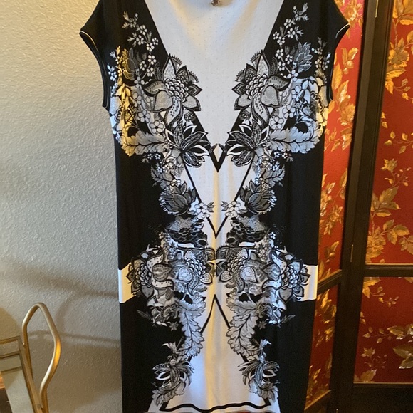 🛍ROBERTO CAVALLI DRESS!🤩RARE FIND Authentic Cavalli Black/White Sz 46, 16 (EC) - Picture 3 of 10